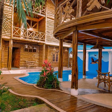 Hostal Poseidon Puerto Cayo Eksteriør bilde