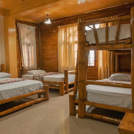 Hostal Poseidon Puerto Cayo Eksteriør bilde