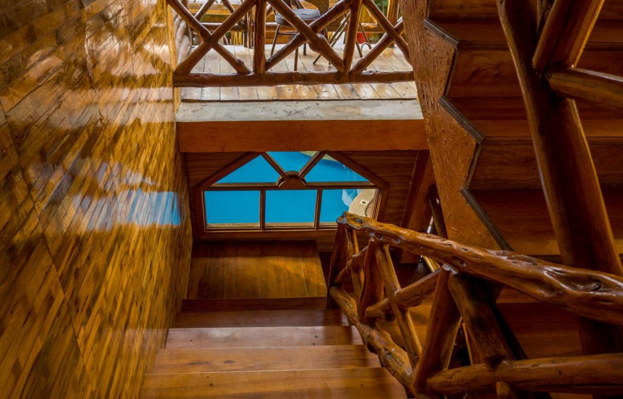 Hostal Poseidon Puerto Cayo Eksteriør bilde