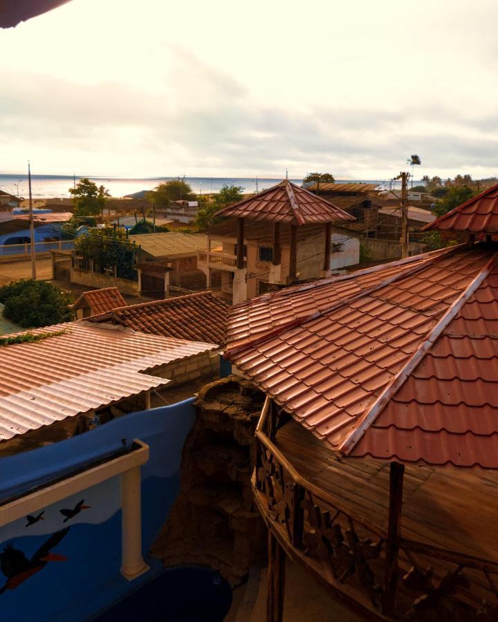 Hostal Poseidon Puerto Cayo Eksteriør bilde