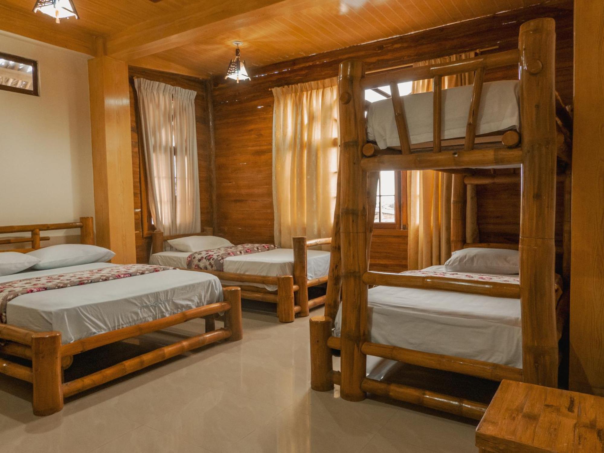 Hostal Poseidon Puerto Cayo Eksteriør bilde