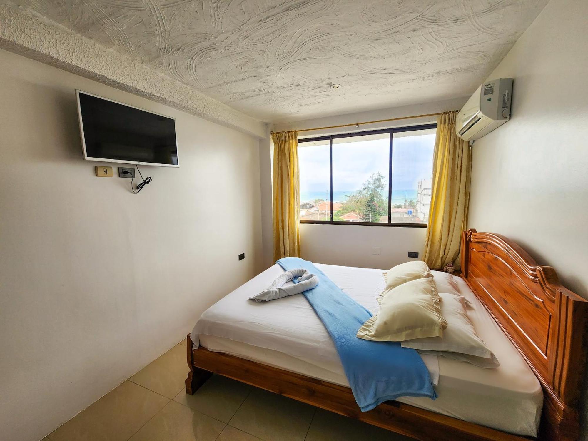 Hostal Poseidon Puerto Cayo Eksteriør bilde